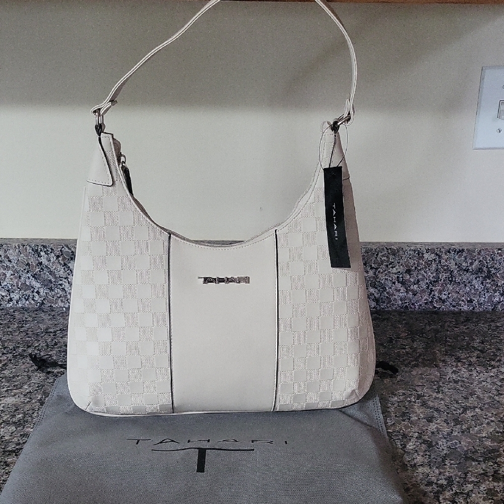 NWT TAHARI Bone hobo DELTA RETAILS FOR 129.00 Cute Great Gift w dust bag